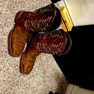 Mens steel toe comfortable boots